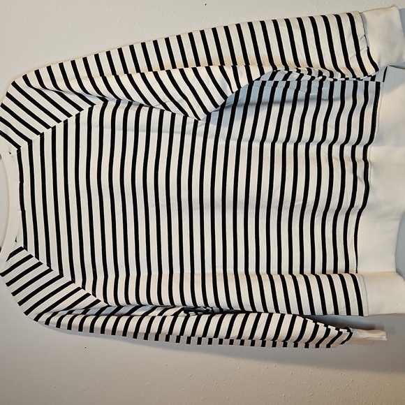 NWT Liam & Co Black & White Striped Terrycloth Crew Neck Oversized Sweatshirt L - Picture 3 of 4